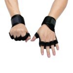 Wholesale Comfortable Breathable Workout Protector Half Finger Weight Lifting Hand Glove for Gym